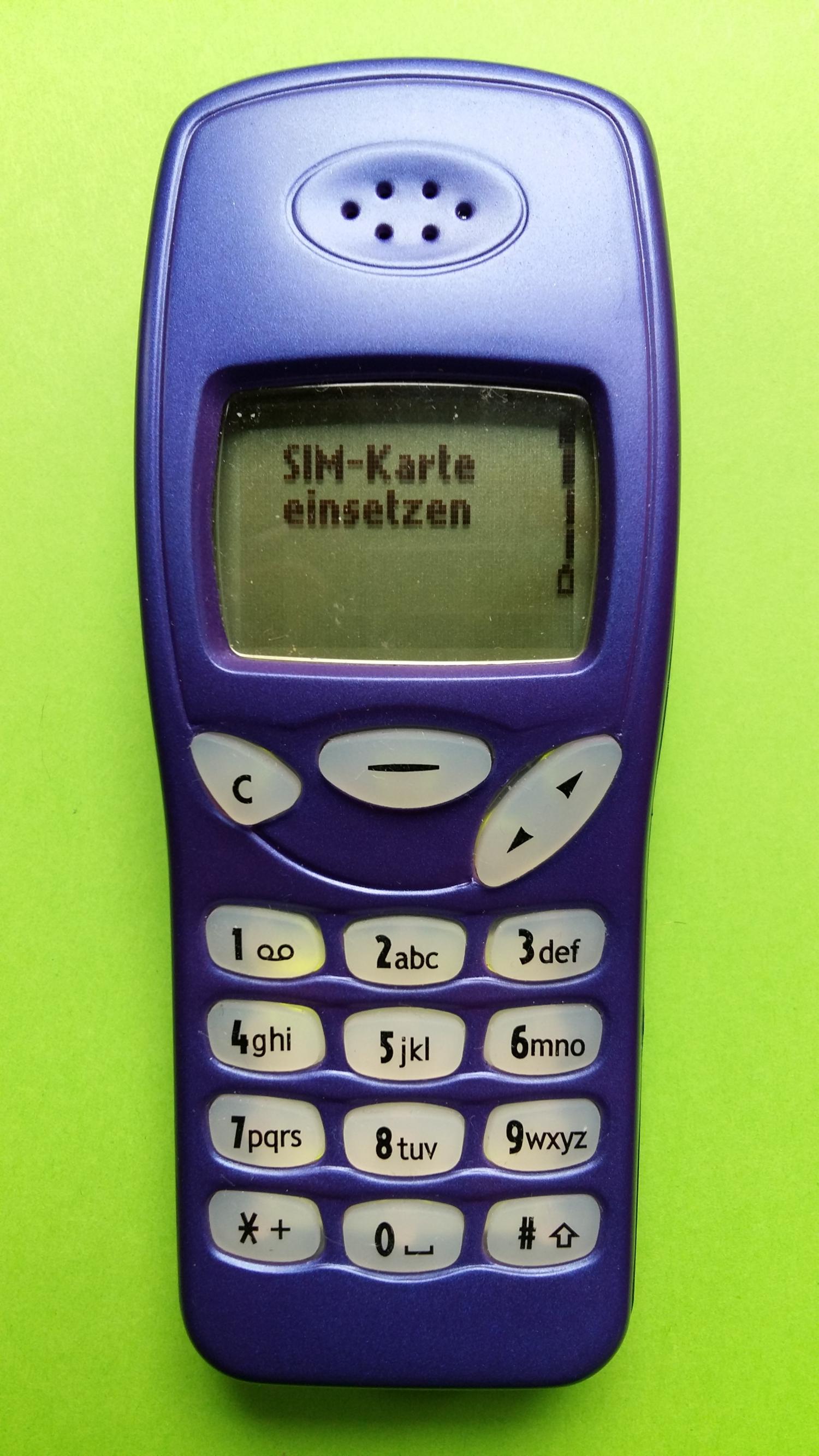 image-7303158-Nokia 3210 (24)1.jpg